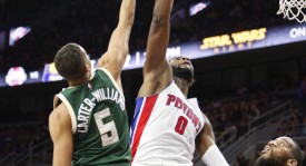 超700万合同！雄鹿续约引阵容难题，非保障合同科菲或被裁？